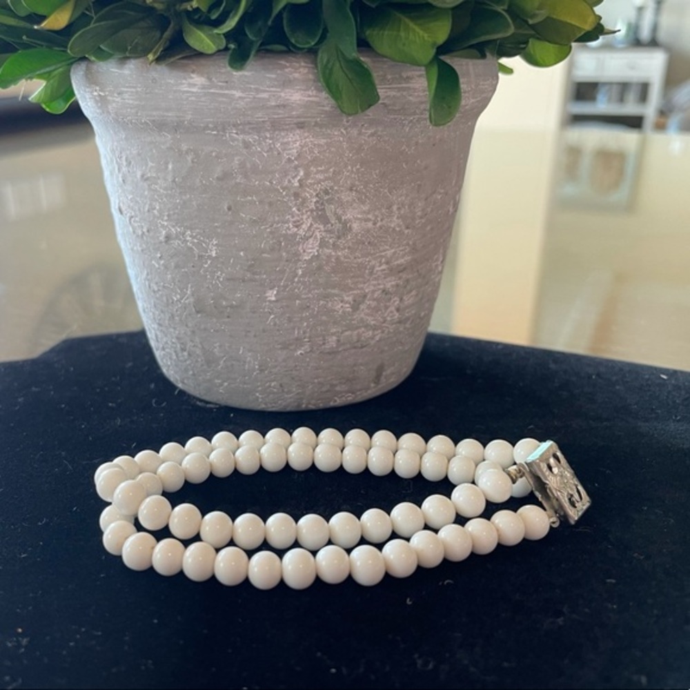White milk glass beaded double row bracelet